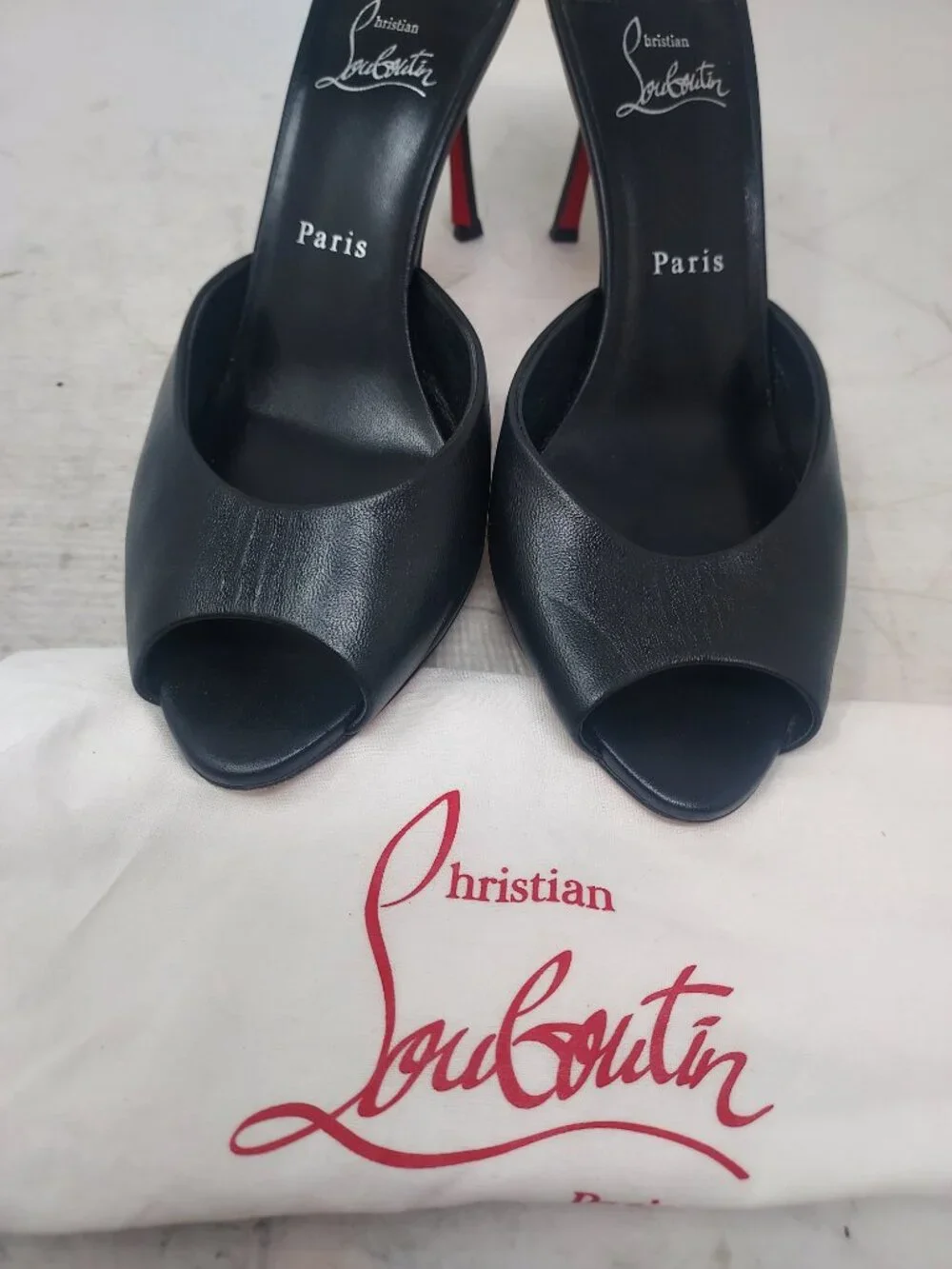 CHRISTIAN LOUBOUTIN Me Dolly Leather Black Mule Sandal